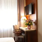 Grande Maugeri Hotel 4*