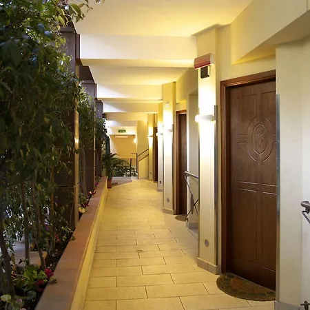 Grande Maugeri Hotel
