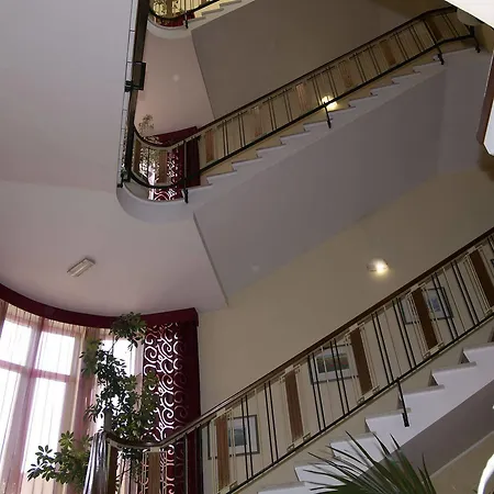 Grande Maugeri Hotel 4*
