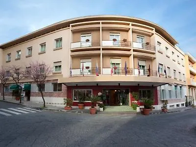 Grande Maugeri 4*